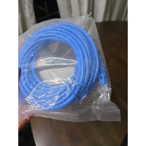 Ethernet Cable FER6E-025-BLU Cat. 6 Molded Patch Cord 25ft Blue 25-Foot CAT-6 55 - Picture 9 of 12